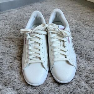 Puma Vikky V2 White Sneakers Women’s Size 8